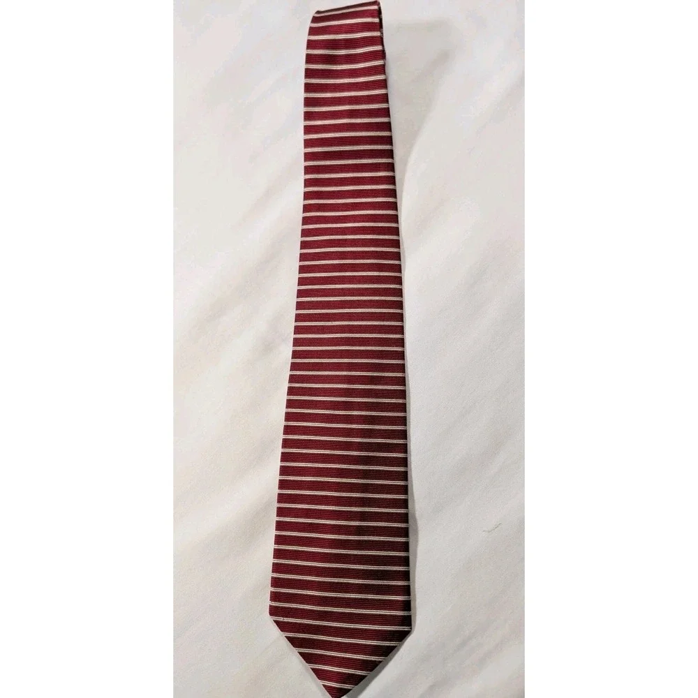 Brooks Brothers Makers Vintage Silk Necktie Burgundy Off White Fine Stripe USA
